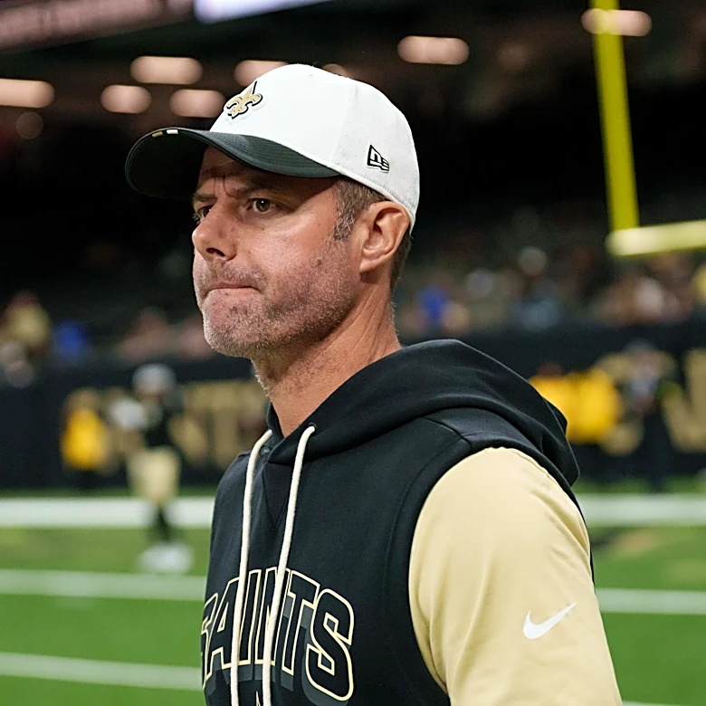 Troy Aikman says Saints DC Brandon Staley knew trouble was brewing
