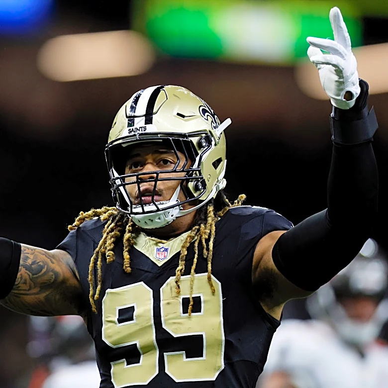 WATCH: Saints defensive line teams up on forced fumble, big recovery