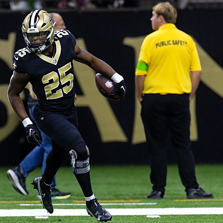 WATCH: Saints capitalize on Vikings turnover with Kendre Miller TD
