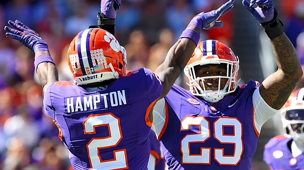 Mock Draft Monday: Saints still pick defense after fall out of top-10