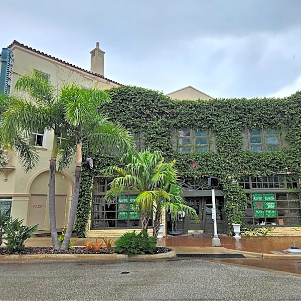 Why this iconic downtown Sarasota building is empty once again