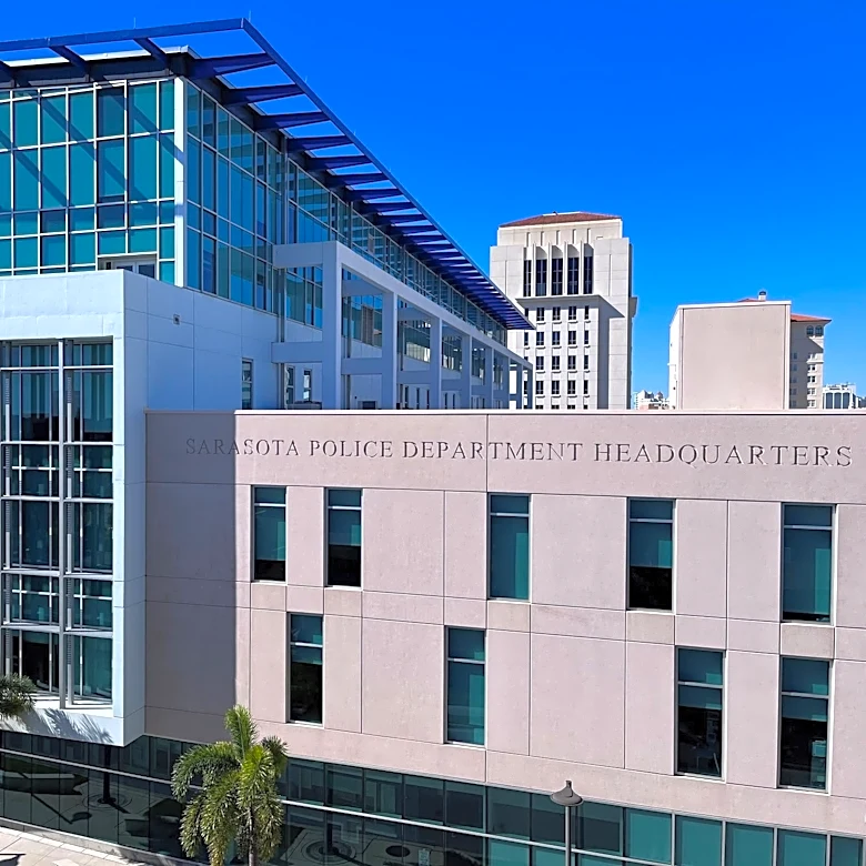 Sarasota police officer accused of misusing law enforcement database