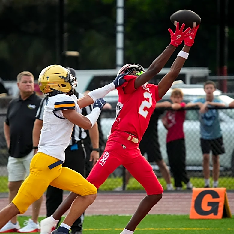 Football Roundup: Venice dominates, Cardinal Mooney routed, Sarasota holds on