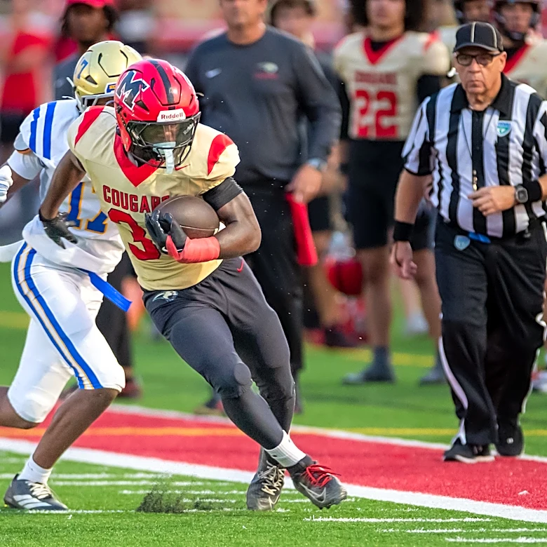 Cardinal Mooney's fourth quarter rally falls short vs. Cardinal Newman