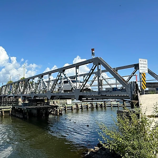Saving Sarasota County’s historic swing bridge could cost less