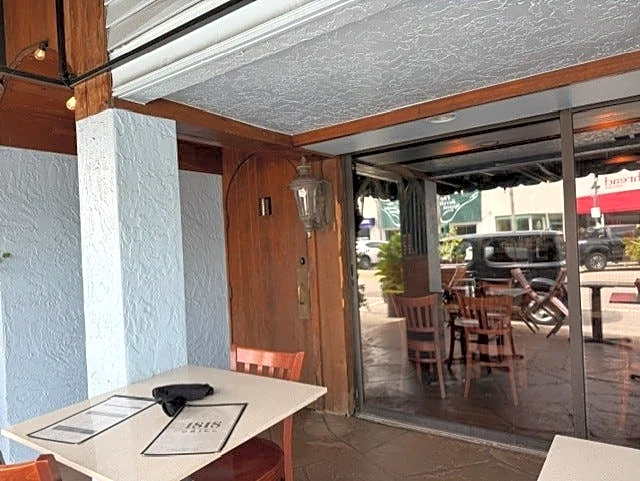 Sarasota restaurant to close as neighboring bar plans expansion