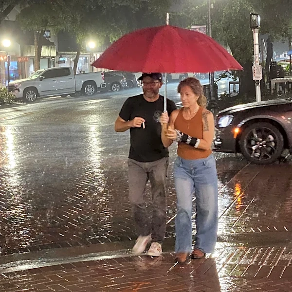 Sarasota faces rough surf as Hurricane Isaias slows stone crab prep