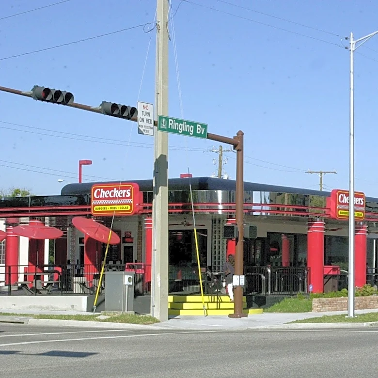 Former downtown Sarasota Checkers site could soon get a new restaurant