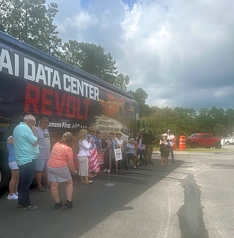 Data Center Revolt Bus Tour stops in Effingham County