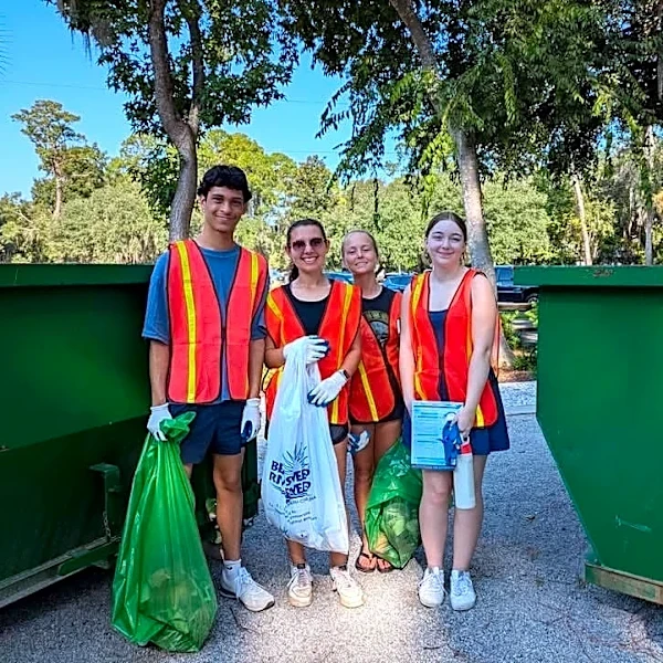 Hundreds help clean Bluffton waterways during annual River Sweep