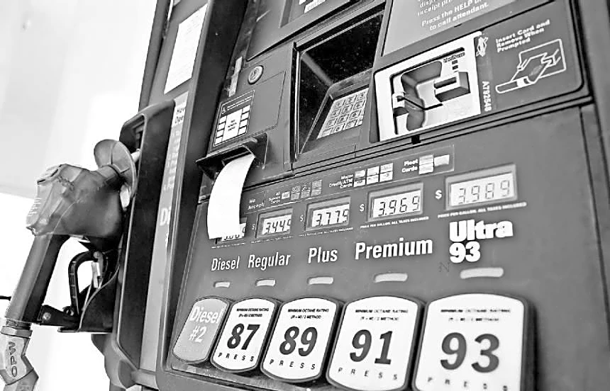 With tax break, Georgia gas prices are down. When could they go back up?