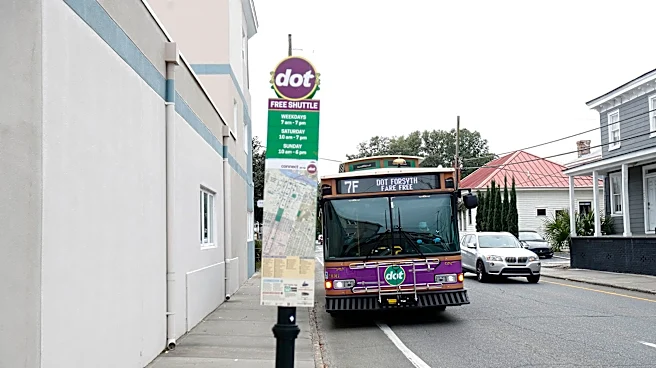 Savannah renews downtown shuttle contract, with calls for expansion