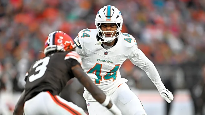 Chop Robinson carted off at joint practice between Dolphins-Lions