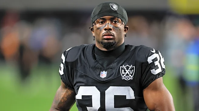 Kyu Blu Kelly boosts roster chances with preseason performance against Seahawks