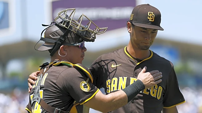 Robert Suarez allows homer in eighth, Padres lose 5-4