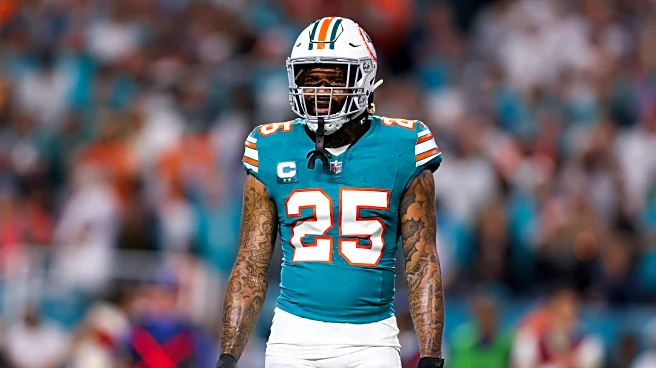 Colts sign former Miami Dolphins CB Xavien Howard