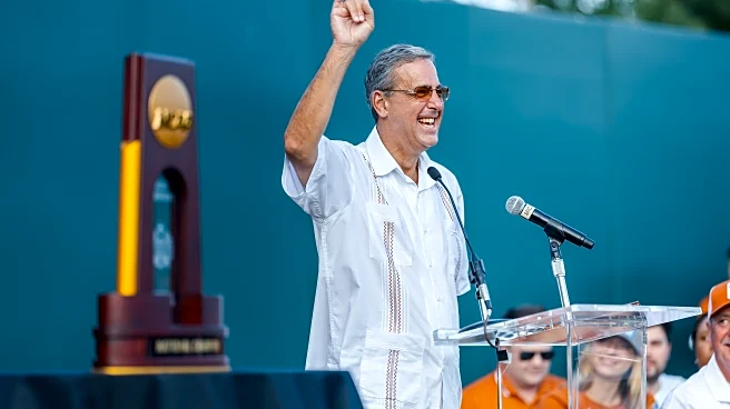 Longhorns Daily News: Texas intends to extend AD Chris Del Conte’s contract through 2036