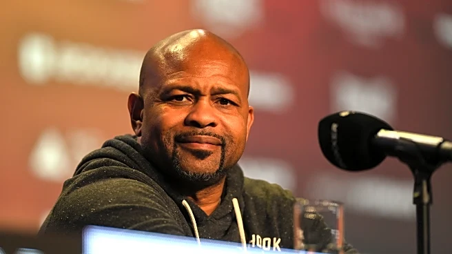 ‘Which great fighter did he fight in their prime?’: Roy Jones Jr not overly impressed with Floyd Mayweather’s record
