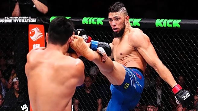 Highlights! Johnny Walker derails Zhang Mingyang hype train with brutal leg kick TKO | UFC Shanghai