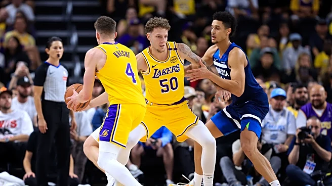 Lakers sign center Kylor Kelly to Exhibit-10 contract