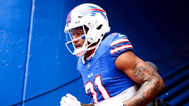 Dolphins sign Rasul Douglas