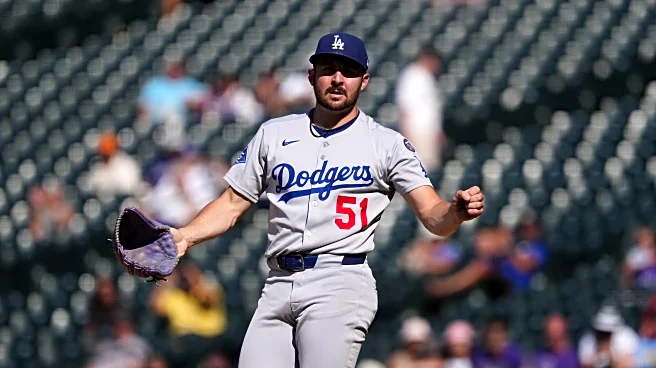 Alex Vesia placed on injured list with right oblique strain