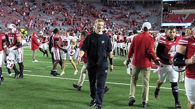 Badgers QB Billy Edwards not expected to miss extended time with non-contact injury