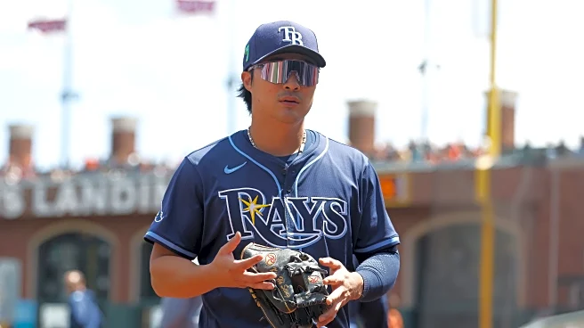 Braves claim Kim on waivers