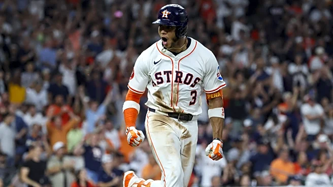 Astros walk all over Yankees, tie the series after 8-7 win