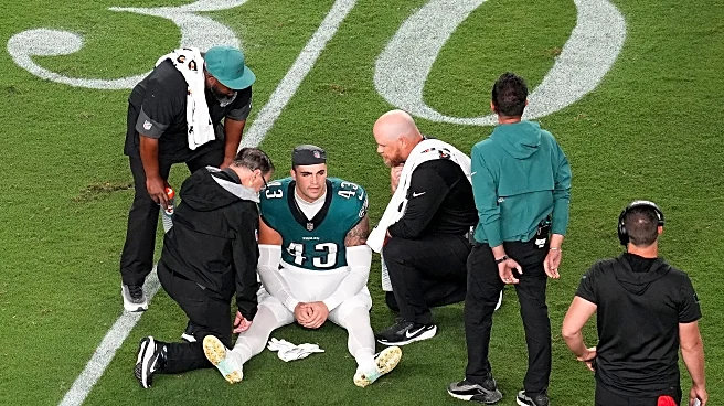 Eagles fullback Ben VanSumeren injured on opening kickoff