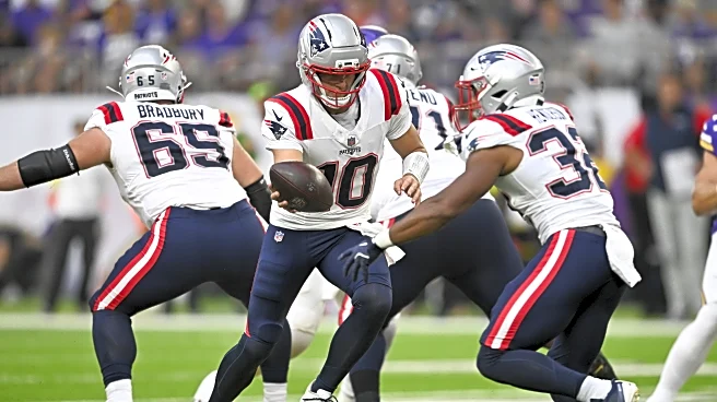 Who has the edge between Patriots and Raiders in NFL Week 1?
