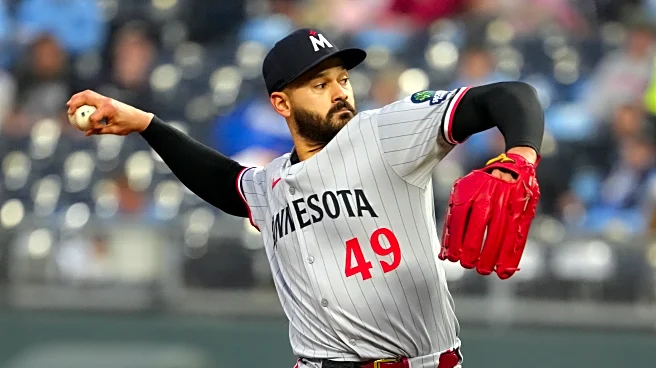 Royals 2, Twins 1: Our side can’t hit and our manager hates happiness