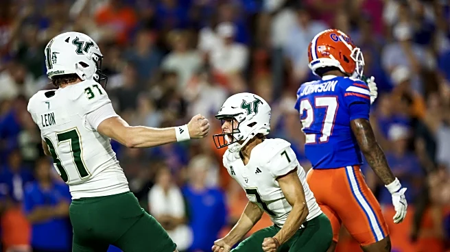 South Florida silences The Swamp, upsets Florida 18-16 at buzzer