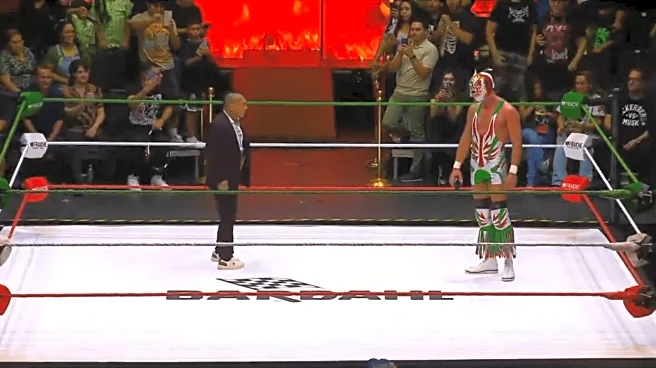 Vikingo, Mysterio, and Americano trade shots before Worlds Collide