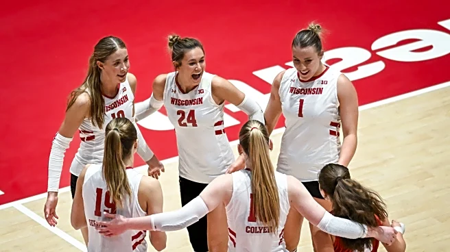 Badgers improve two spots in Top 25 after 2-0 week