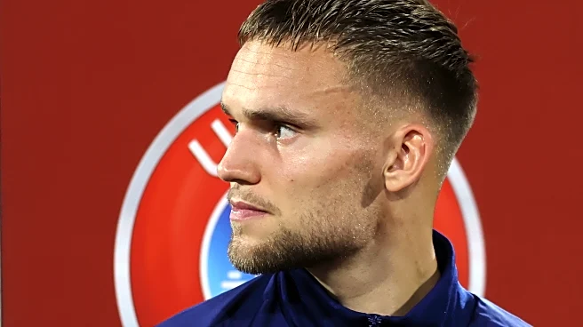 Brighton goalkeeper Bart Verbruggen speaks on links with Bayern Munich