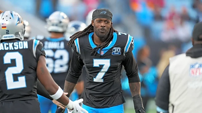 Report: Free agent pass rusher Jadeveon Clowney meeting with Cowboys on Wednesday