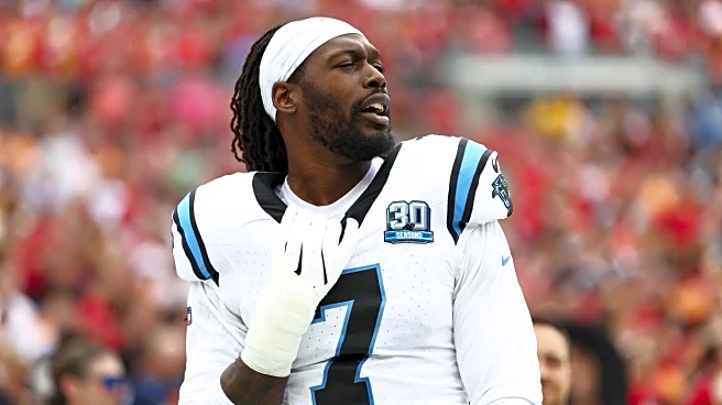 Dallas Cowboys are keeping the idea of Jadeveon Clowney alive