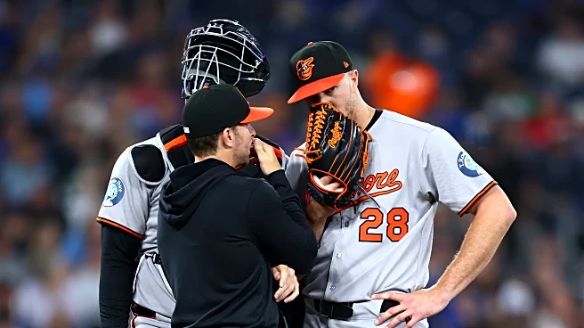 Rogers leaves with toe injury in 6-1 loss to Blue Jays