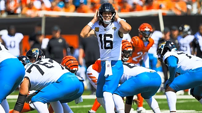 Trevor Lawrence and Liam Coen have tense interaction during Jaguars’ loss to Bengals