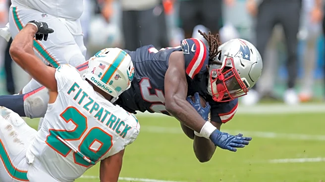 Rhamondre Stevenson has late father on his mind after standout outing against Dolphins