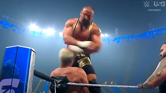 Bron Breakker can’t punch worth a damn