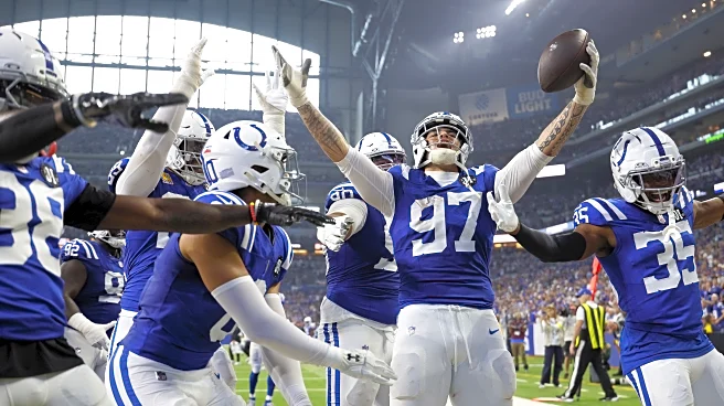 Colts rout Raiders 40-6 as defense dominates