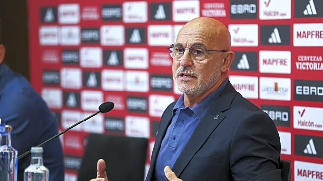 ‘No conflict with Barcelona or Hansi Flick’ – Spain boss Luis de la Fuente