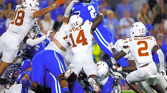 Sunday Headlines: Kentucky Football Blues and Jaland Lowe Injury Watch