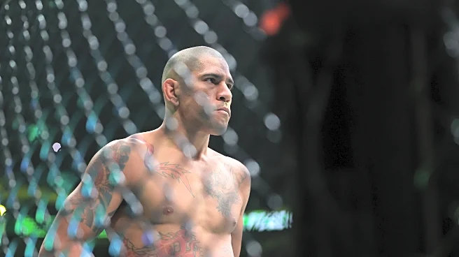 Alex Pereira ‘sick as a dog’ for first Magomed Ankalaev fight, could barely walk on ‘busted shin’