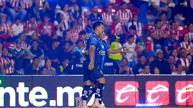 Queretaro surprises Chivas in route to victory