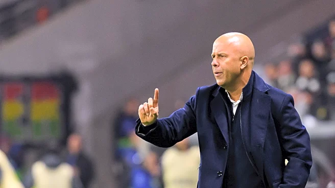 Arne Slot Updates Frimpong, Isak, and Gravenberch Injury Situation