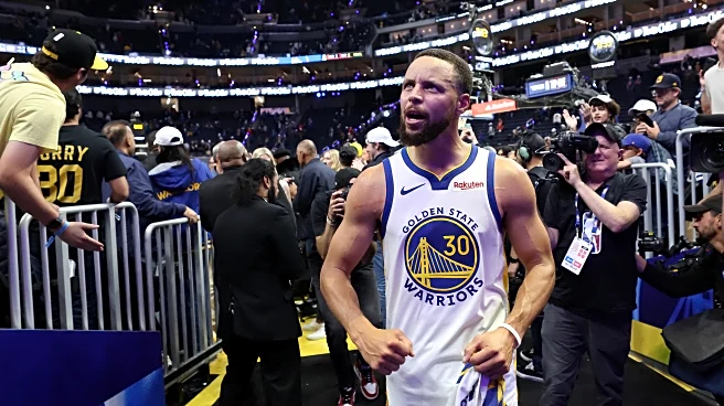 Dub Hub: Steph Curry rises to the moment once again