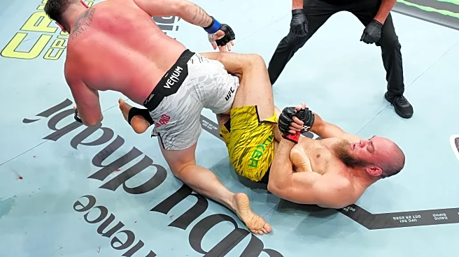 NO WAY! Valter Walker does it again, snatches up fourth-straight heel hook submission | UFC 321 video